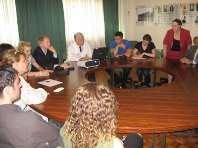 Foto visita representantes del Gobierno de Rumania