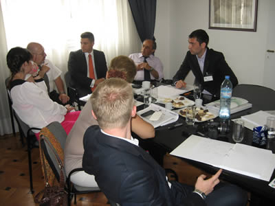 Foto visita representantes del Gobierno de Rumania